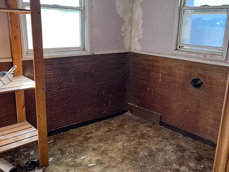 326 E Williams St — Photo 14