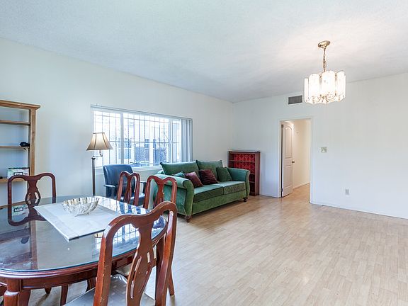 5th image of 810 N Citrus Ave