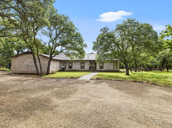 325 Cedar Rdg, Kerrville, TX 78028