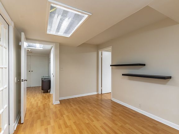 2nd image of 13499 Biscayne Blvd #217