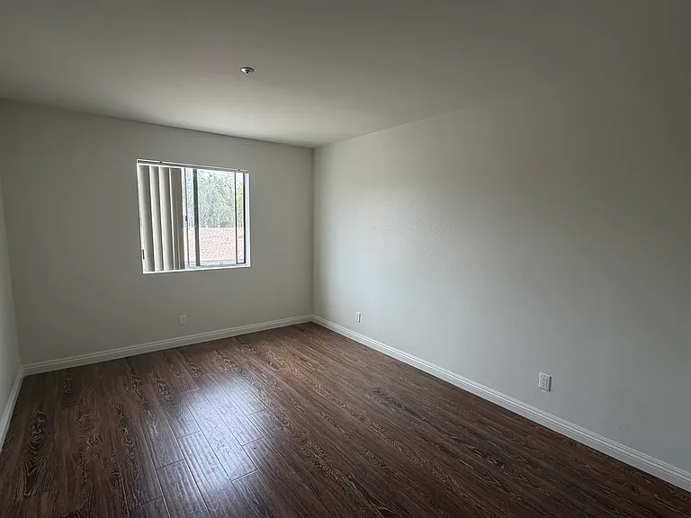 601 Dewey Ave #N — Photo 5