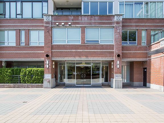 4th image of 12079 Harris Rd #402