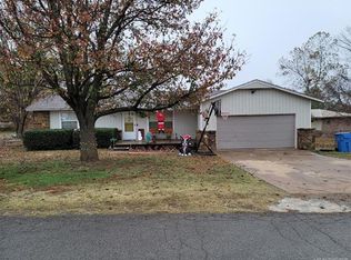 1387 S Timberlane Vw, Cleveland, OK 74020