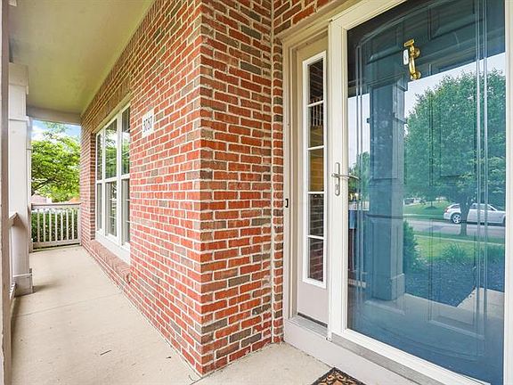 2nd image of 3787 Wedgewood Place Dr