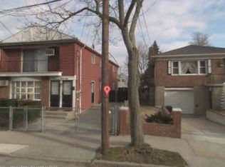 1340 Eggert Pl, Far Rockaway, NY 11691