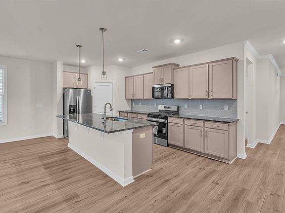 4th image of 2032 Halton Oaks Dr Lot 136
