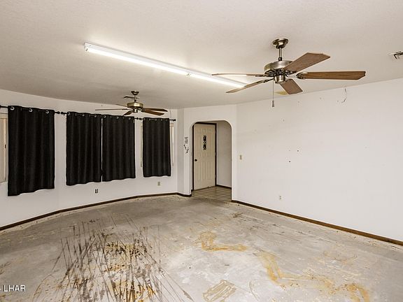 5th image of 3133 Maracaibo Dr