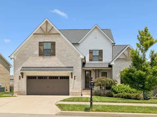 2710 Paddock Park Dr, Thompsons Station, TN 37179