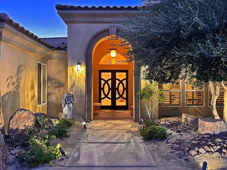 31453 Chimayo Rd — Photo 10