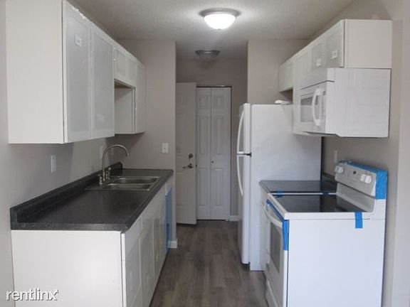 #102 - 3 bedroom (17)