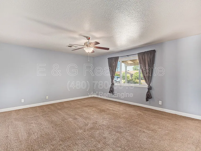 1881 E Palmcroft Dr — Photo 4