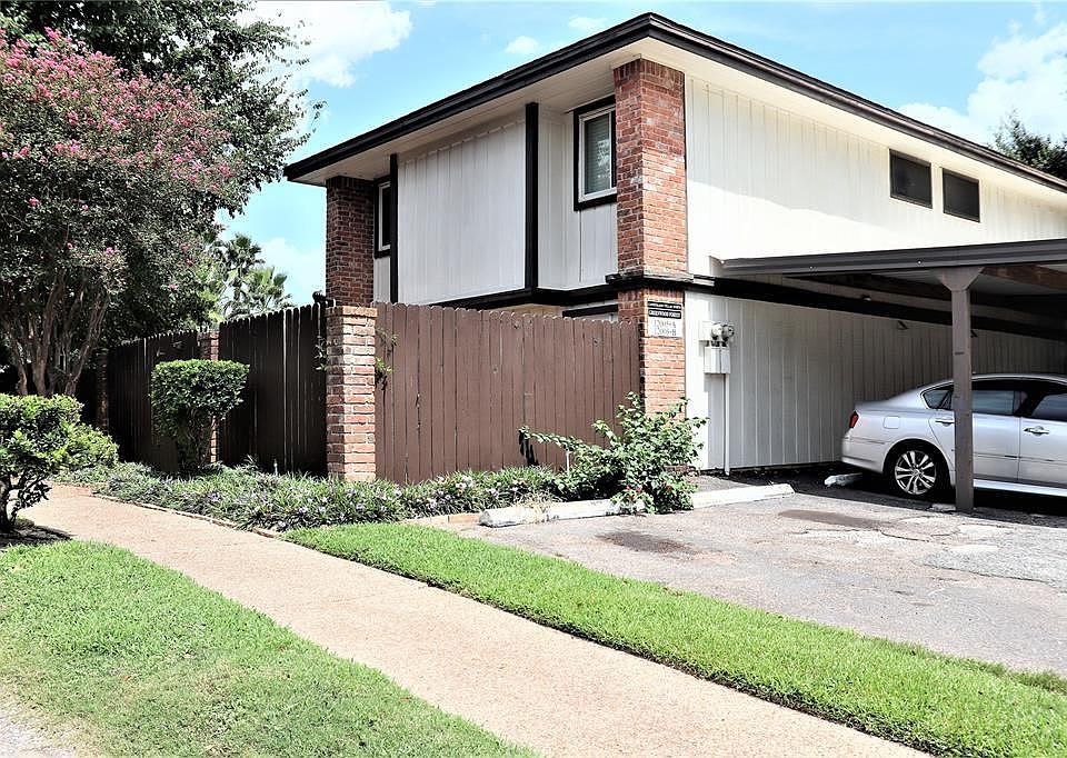 1st image of 12005 Greenwood Forest Dr