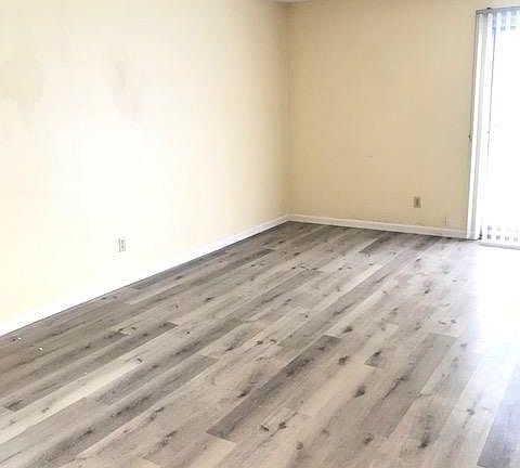 3rd image of 3591 Quail Lakes Dr APT 92