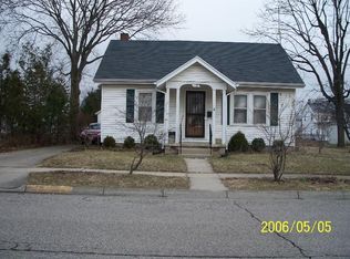 110 N Adams St, New Carlisle, OH 45344
