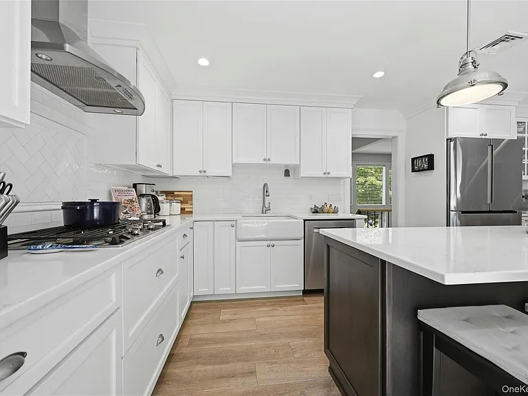 95 Linda Ln W — Photo 5