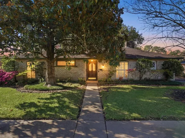 8511 Hornwood Dr, Houston, TX 77036