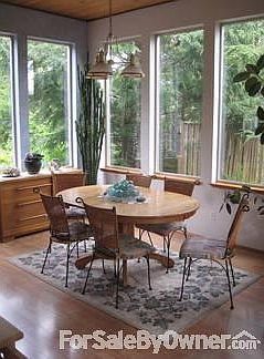Dining Room
						:
						South facing - light & bright!