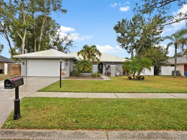 9315 PEBBLE CREEK DRIVE, TAMPA, FL 33647