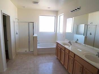 2nd image of 3059 E Cowboy Cove Trl