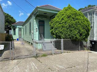 1023 9th St, New Orleans, LA 70115