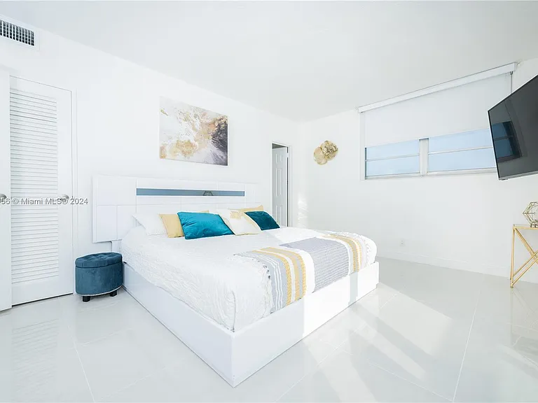 3801 S Ocean Dr #7O — Photo 19