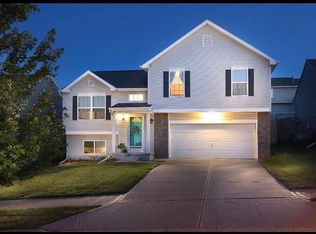 19475 T St, Omaha, NE 68135