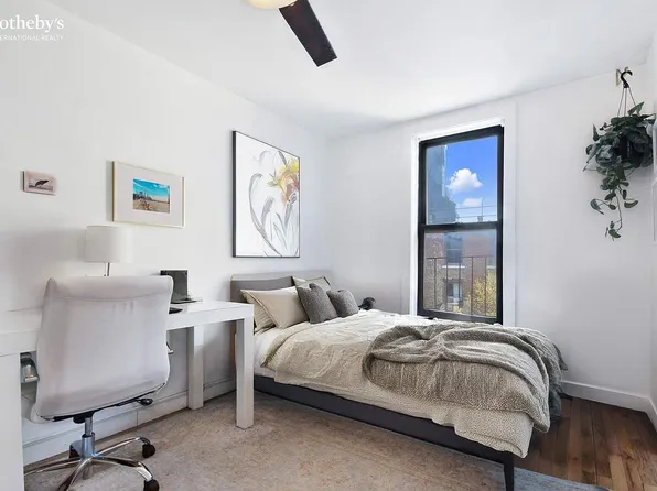 181 Thompson St APT 22, New York, NY 10012