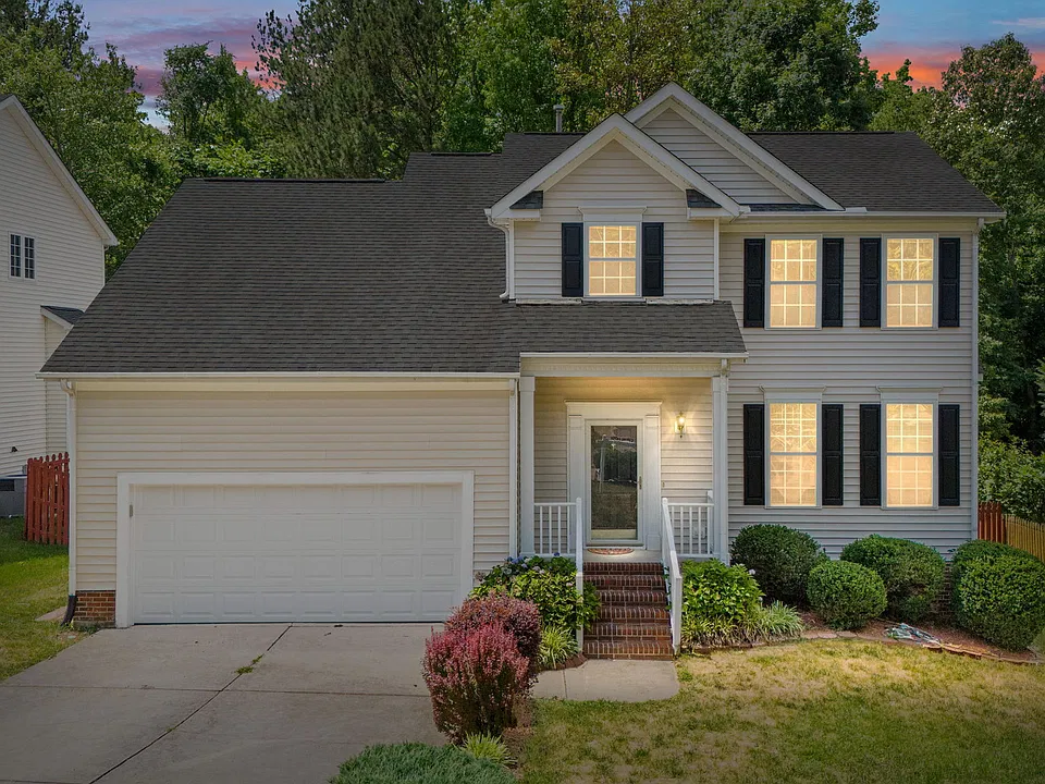105 New Parkside Dr