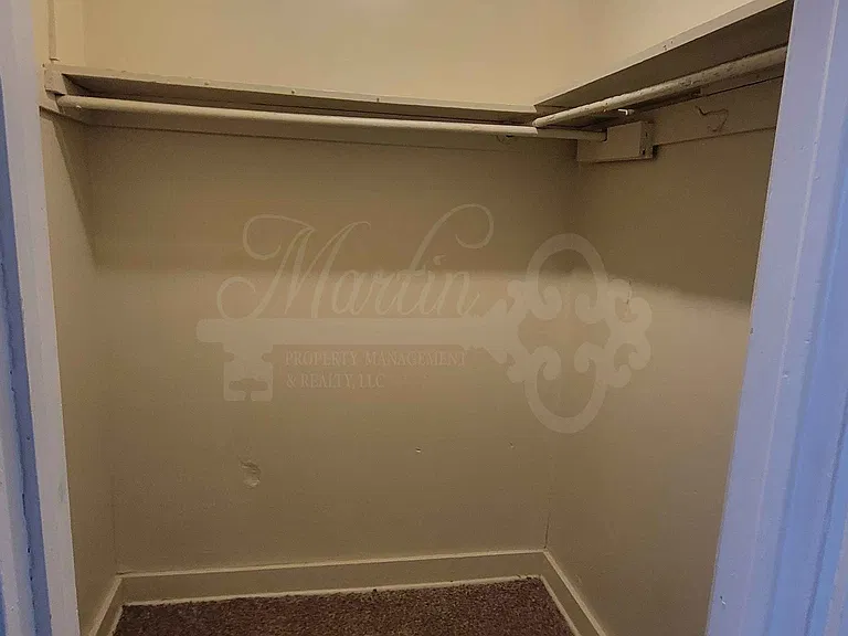 113 W Independence St #1 — Photo 7