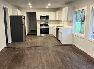 64697 Cammann Rd, Coos Bay, OR 97420