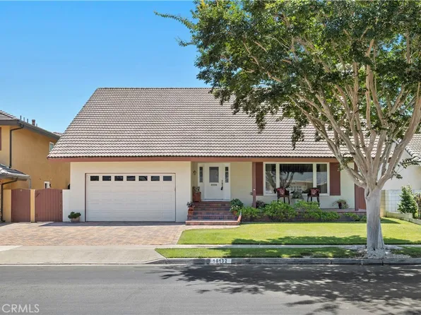 10132 Crailet Dr, Huntington Beach, CA 92646