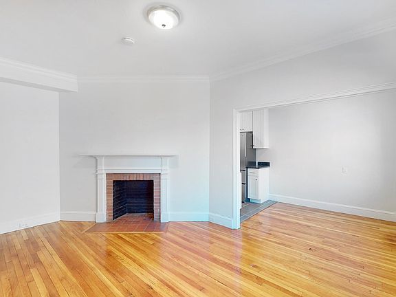 4th image of 16 Chauncy St APT 24