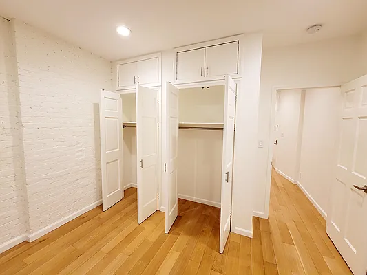 Rented by Kleier Residential | media 9