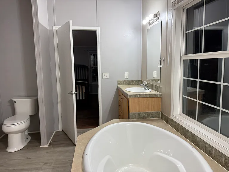 7029 Forbes Rd — Photo 12