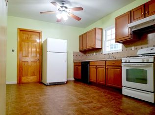 39 Walnut St, Needham, MA 02492