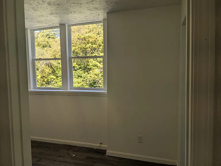 227 Renner St #4 — Photo 28