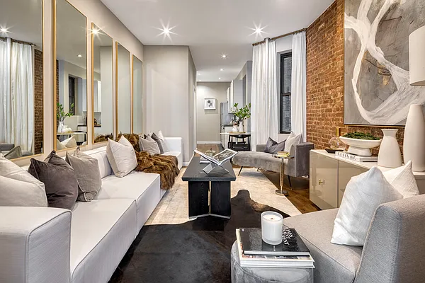 Rented by Douglas Elliman | media 15