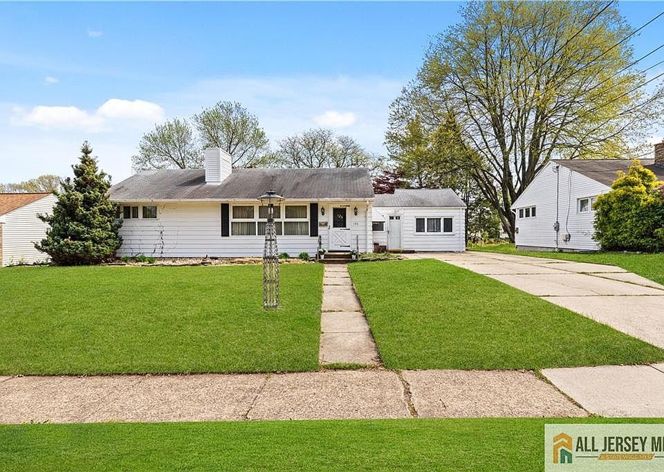 1st image of 126 Villanova Dr