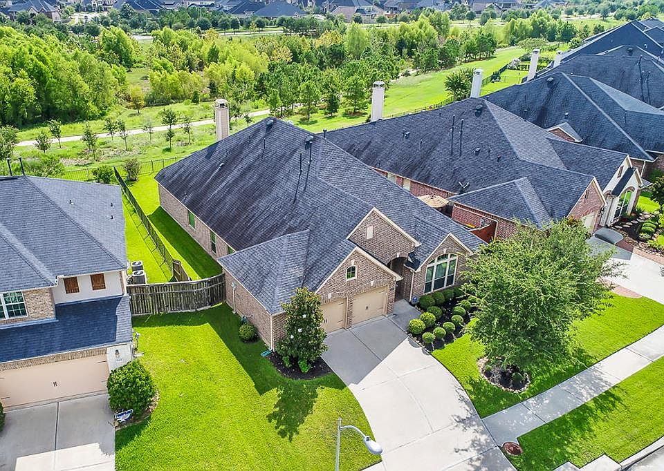 1st image of 6123 Arroyo Springs Ln