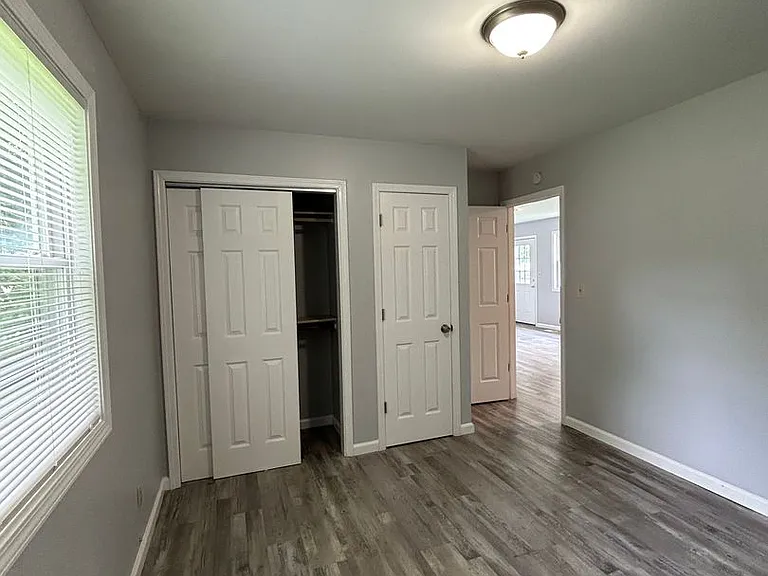 306 Harrison St — Photo 8