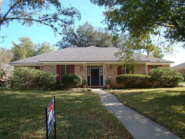 1st image of 1080 Monterrey Dr