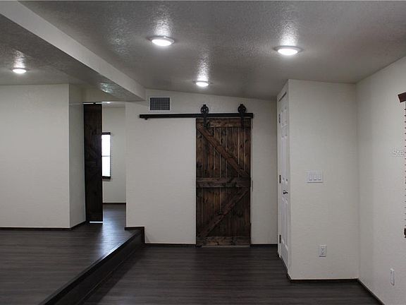 3rd image of 137B 2nd St W