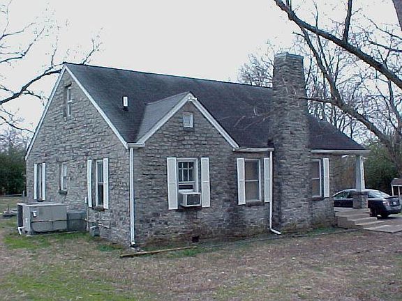 4th image of 242 Dupont Ave