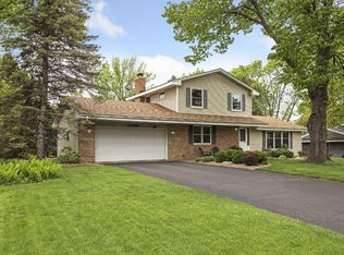 12885 Gerard Dr, Eden Prairie, MN 55346