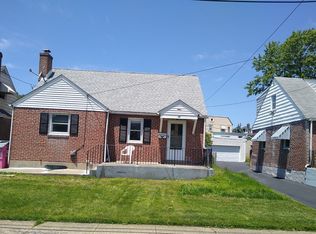57 W Berkley Ave, Clifton Heights, PA 19018
