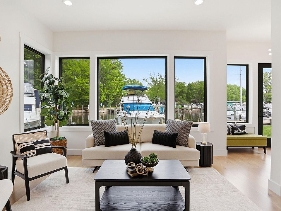 1st image of 1 N Bailey Ave #1