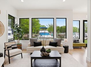 1 N Bailey Ave #1, South Haven, MI 49090