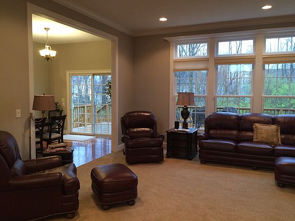3rd image of 6425 Finch Dr