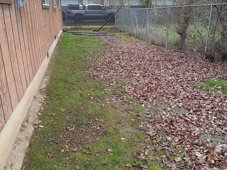 1883 & 1885 SW Green Ave — Photo 26