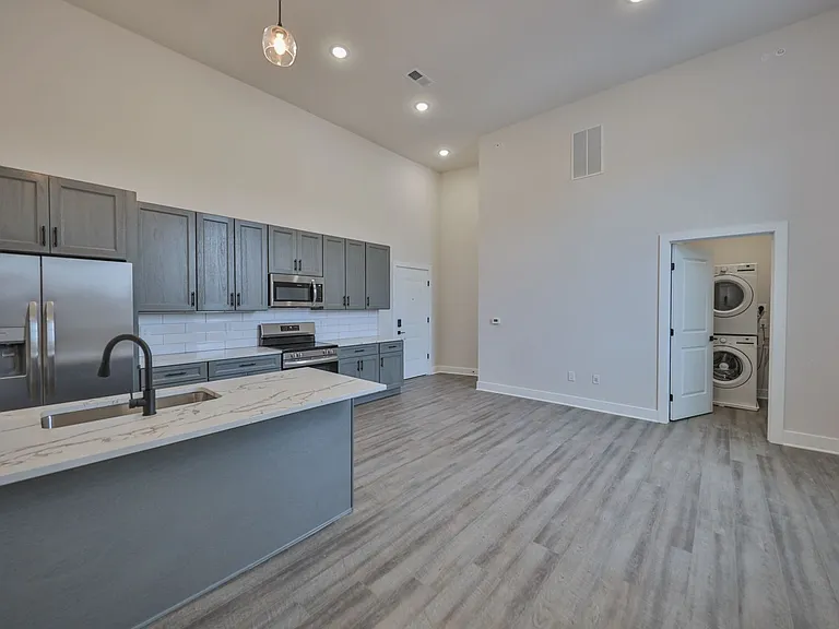 HH Bangor Block — Photo 102